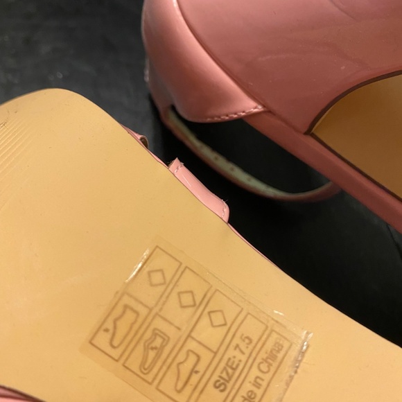 BAIT Pink patent heels -7.5 - Picture 5 of 5